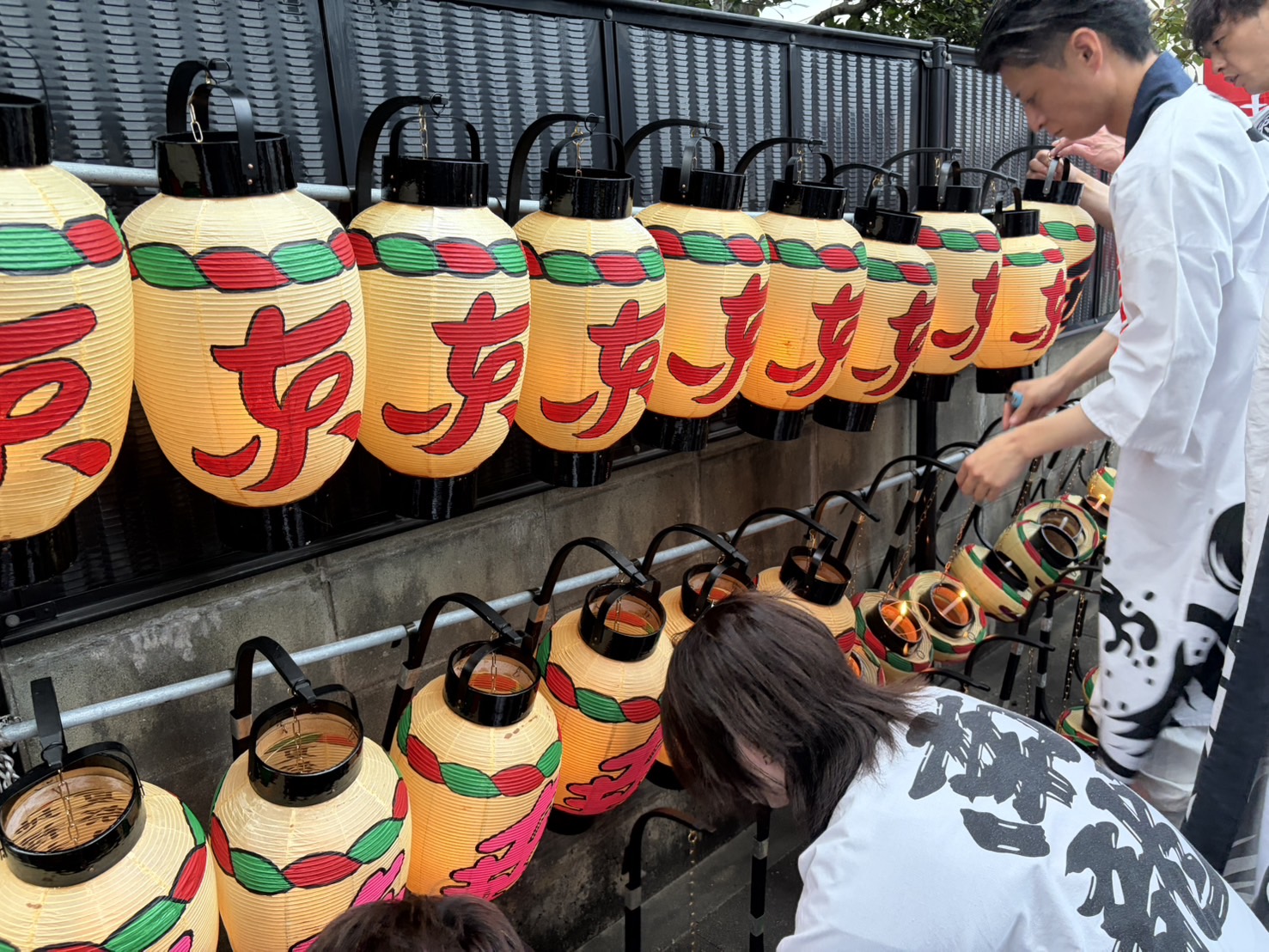 地録天神社に集まる参加者