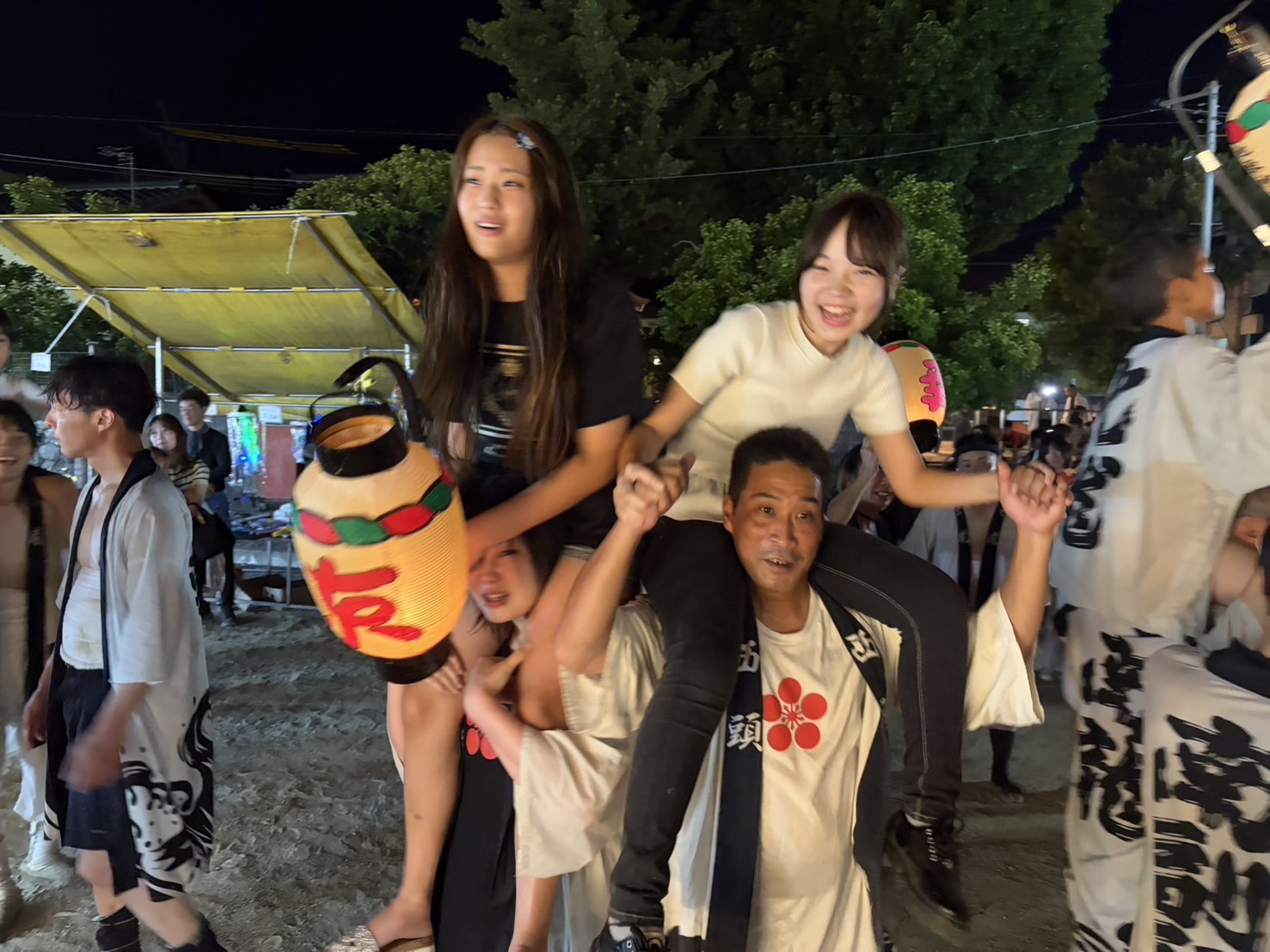 公園と出店と盆押し